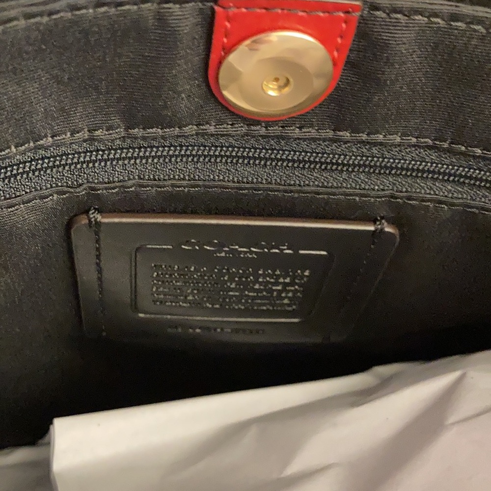 Coach Derby Tote - Picture 9 of 14